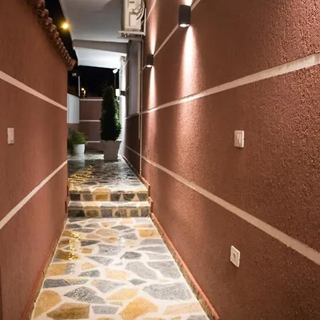 Апартаменты Shehaj Luxury